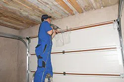 Expert Garage Doors Service Mt Rainier, MD 301-359-1618 - installation-side